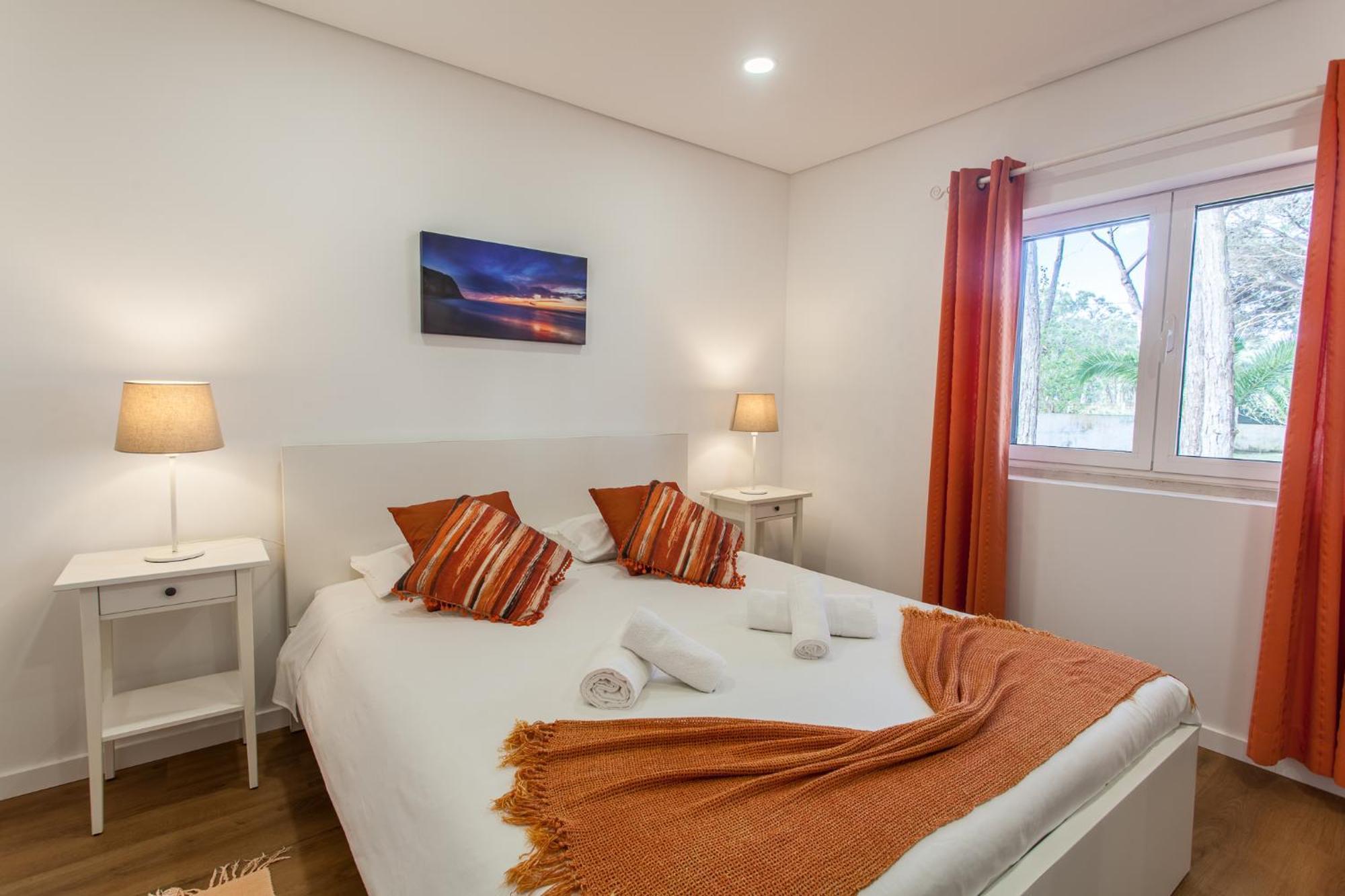 Ocean, Pines And Mountain - Renovated February 2025 - Ac Villa Colares Exterior foto