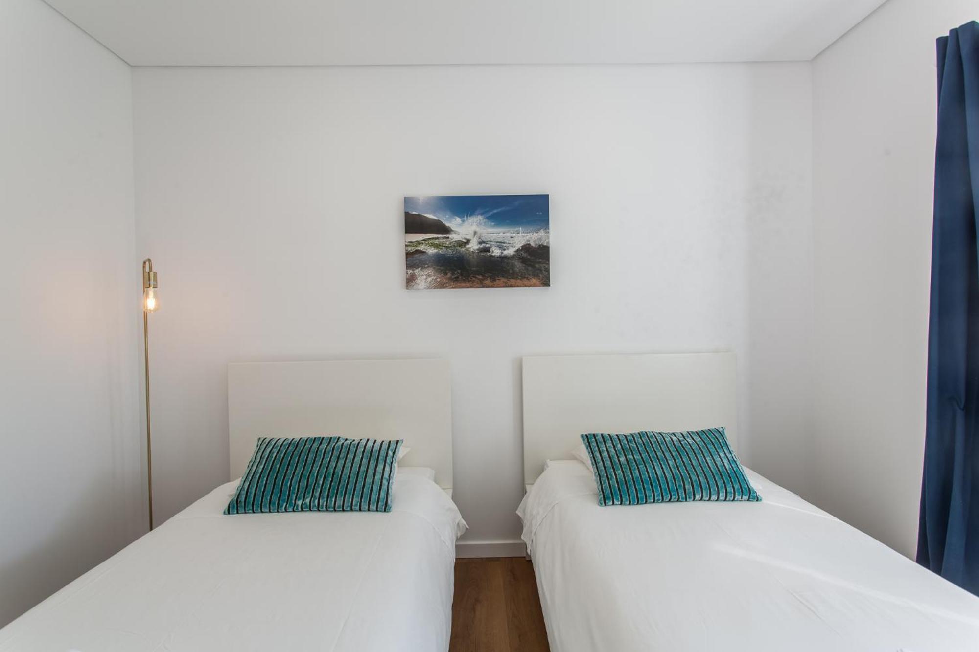 Ocean, Pines And Mountain - Renovated February 2025 - Ac Villa Colares Exterior foto